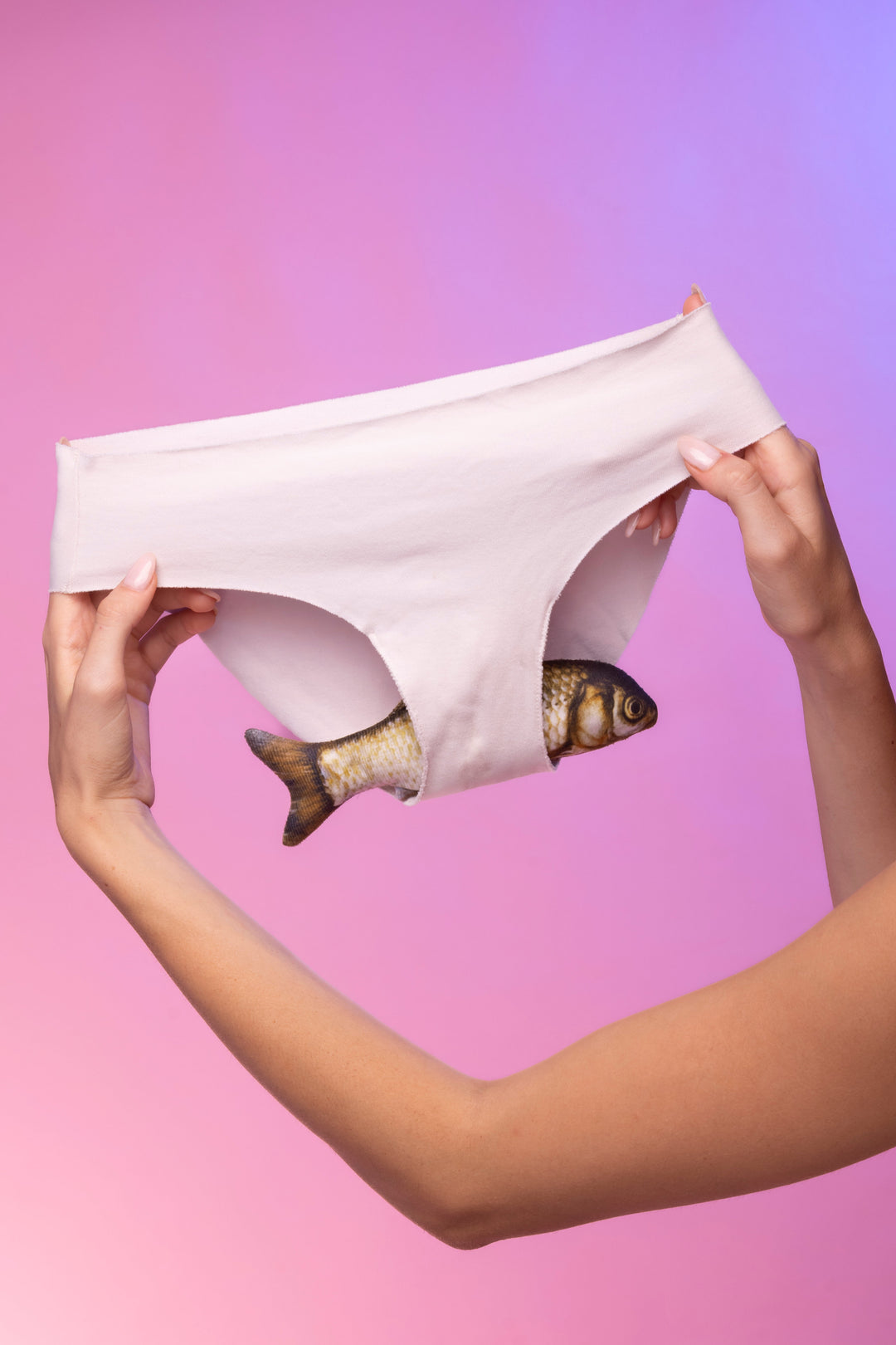 Cattivo odore intimo in estate: cause, rimedi naturali e come prevenirlo